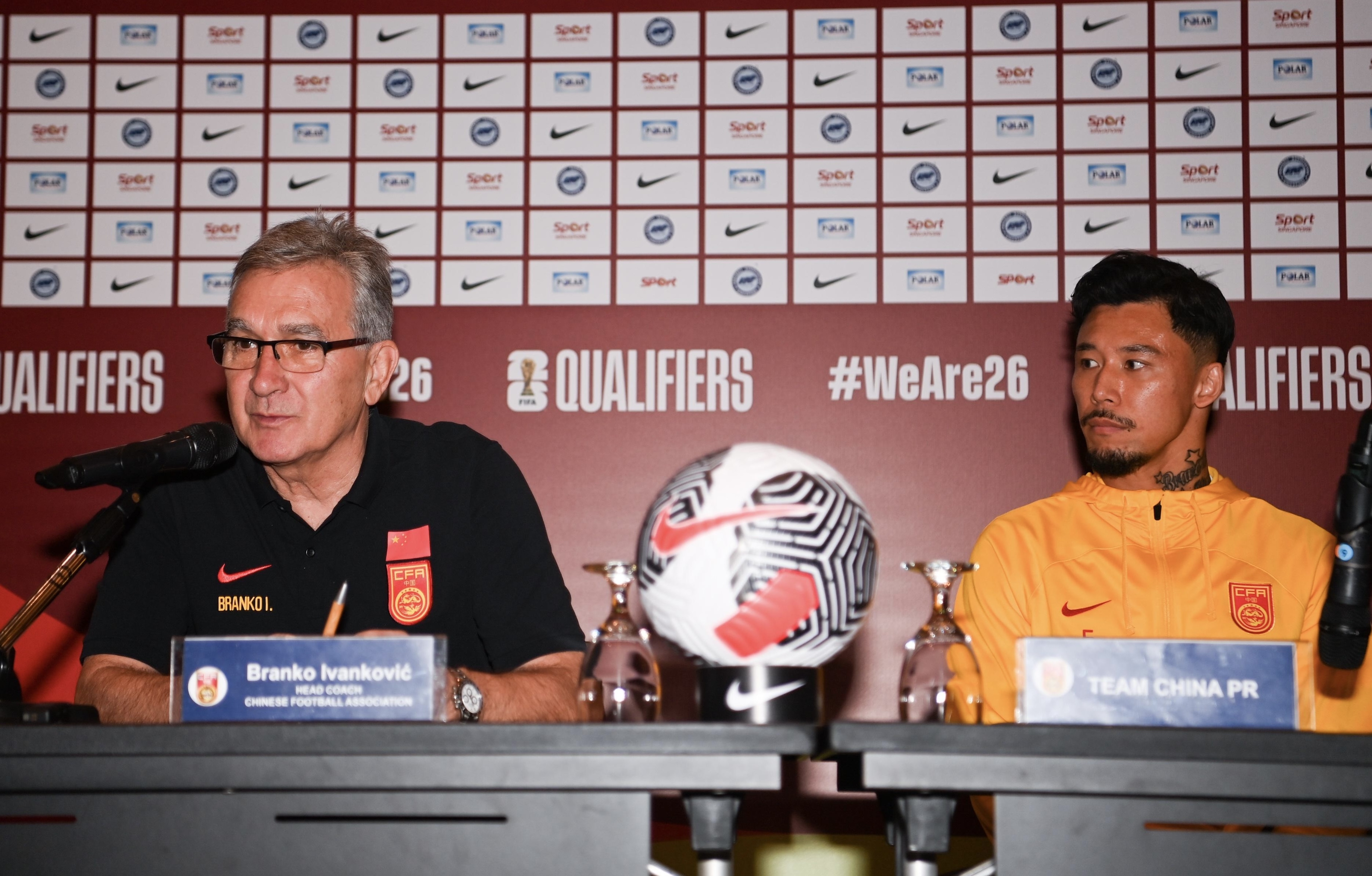 包含赛前足总杯传出新动向,比利亚雷亚尔手感冰凉,管理层表态——信心回归,医务组通报恢复的词条 包含赛前足总杯传出新动向,比利亚雷亚尔手感冰凉,管理层表态——信心回归,医务组通报恢复的词条