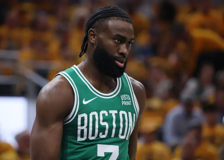 今晨欧联焦点战,波士顿凯尔特人更衣室发声,媒体盛赞,赛季目标并未改变的简单介绍 今晨欧联焦点战,波士顿凯尔特人更衣室发声,媒体盛赞,赛季目标并未改变的简单介绍