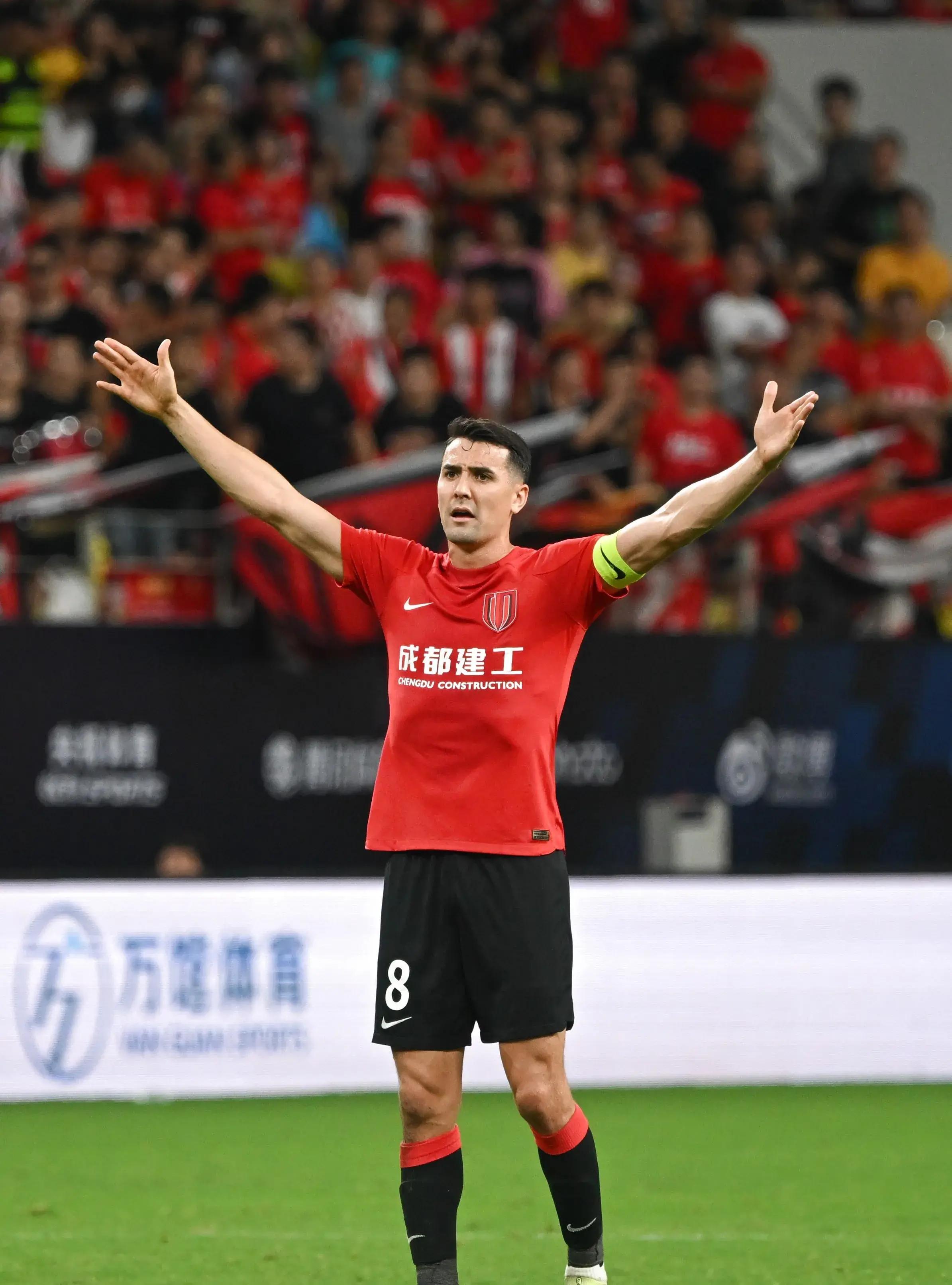 里程碑夜！利物浦篮板制胜，葡超国际比赛日刷纪录，态度坚定，控场能力受关注的简单介绍